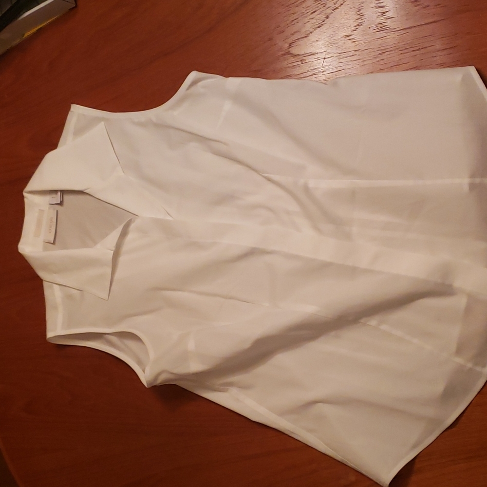 Chicos no iron sleeveless white collared hidden buttons button down